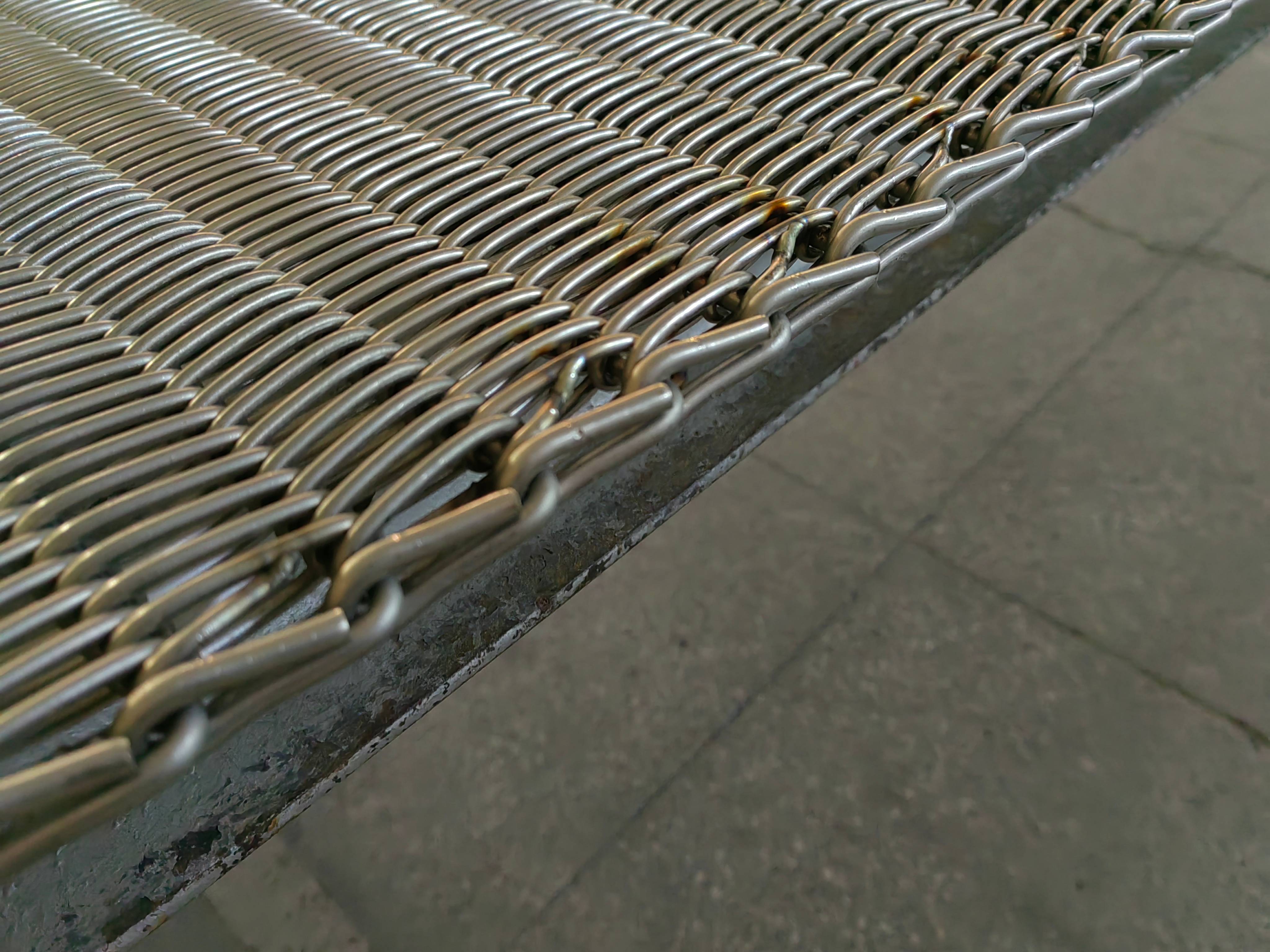 如何選擇耐用的燒結(jié)爐網(wǎng)帶？